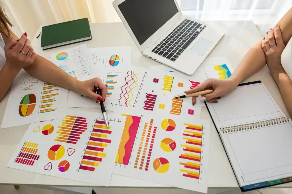 apa saja perbedaan statitik dan statistika